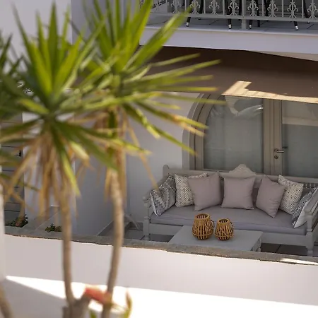 호텔 Flora (adults Only)