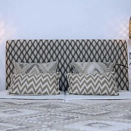 Flora (adults Only) 2* Naxos City