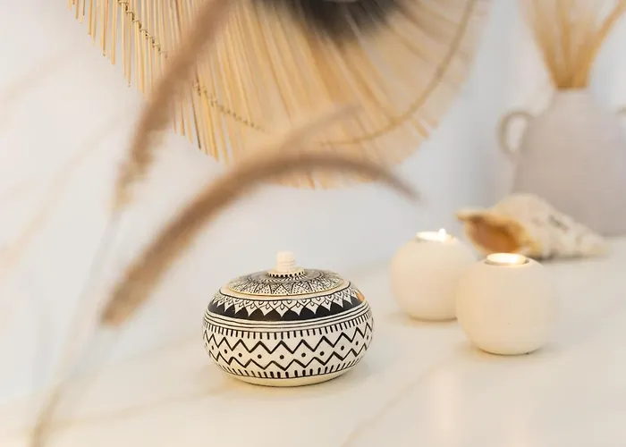 فندق Flora (adults Only) 2*