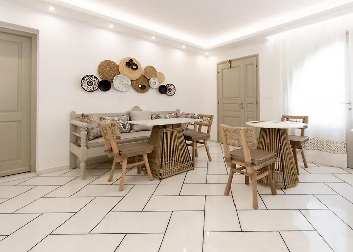 Flora (adults Only) Hotell